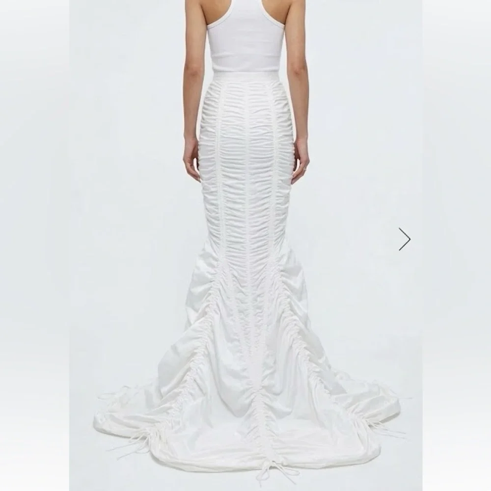 NWT Norma Kamali Parachute Gathered White Fishtail Maxi Train Skirt size large